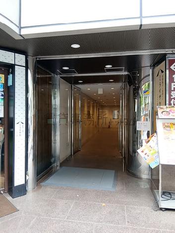 正面玄関