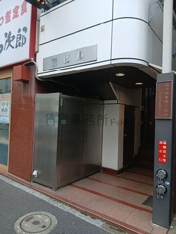 正面玄関