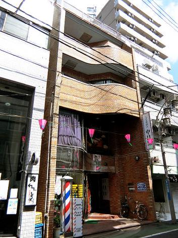 川鍋ビルの外観写真