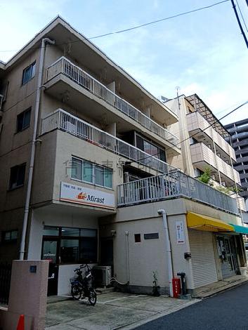 伸和マンションの外観写真