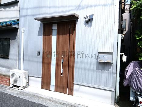 正面玄関
