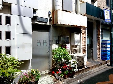 正面玄関