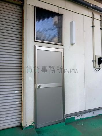 正面玄関