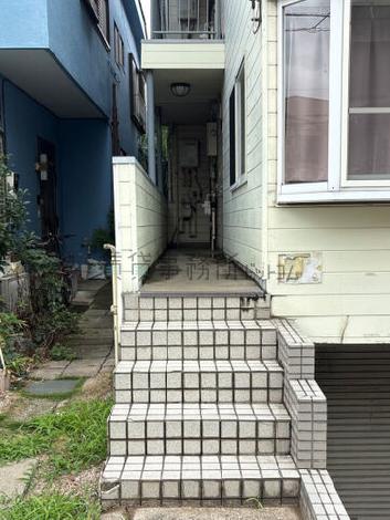正面玄関