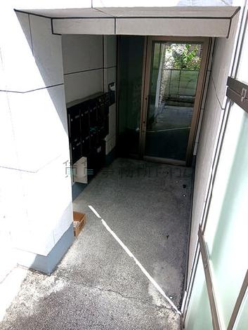 正面玄関