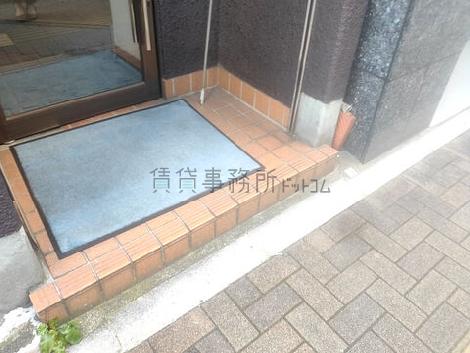 正面玄関