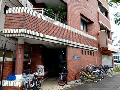 正面玄関