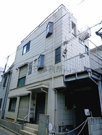 初台戸建の外観写真
