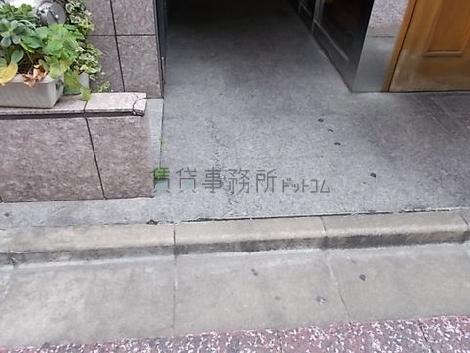 正面玄関