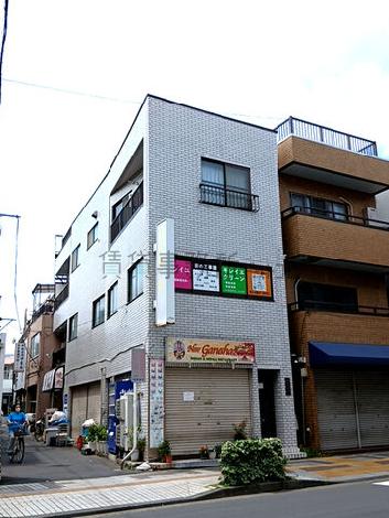 上沢ビルの外観写真