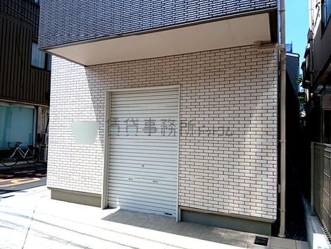 正面玄関