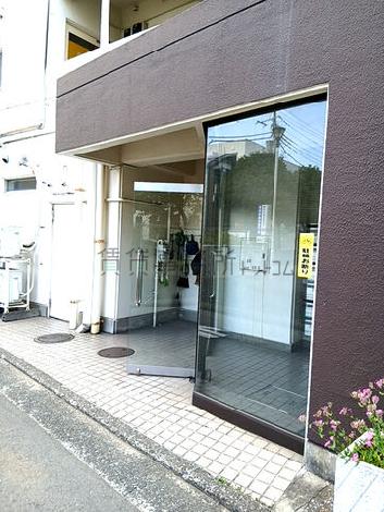 正面玄関