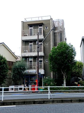 北沢31番館の外観写真