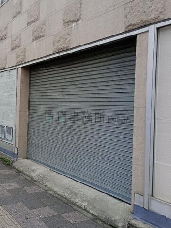 正面玄関