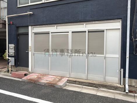 正面玄関