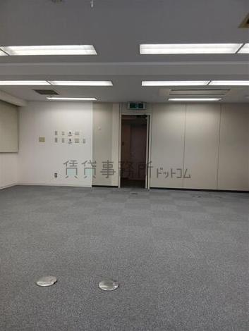関内DOMONビルの室内