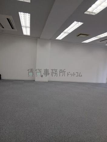 関内DOMONビルの室内