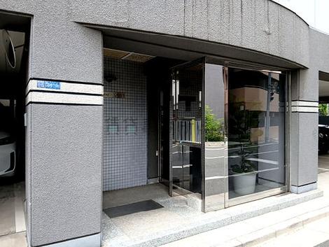 正面玄関