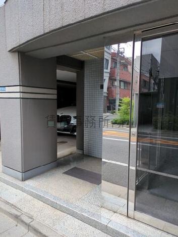 正面玄関