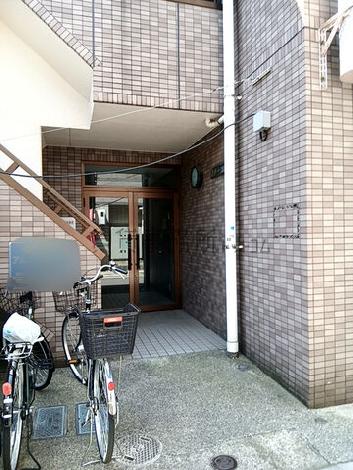 正面玄関