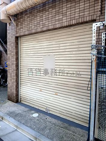 正面玄関