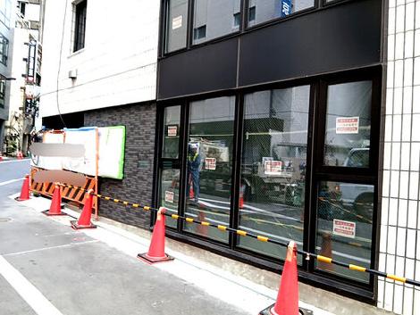 正面玄関