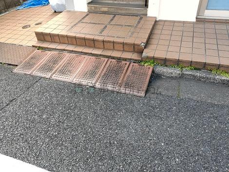正面玄関