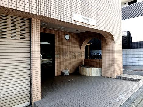 正面玄関