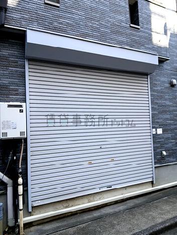 正面玄関