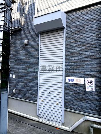 正面玄関