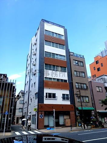 高橋ビルの外観写真