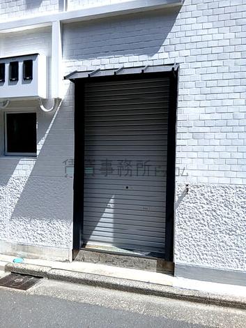 正面玄関