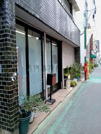 正面玄関