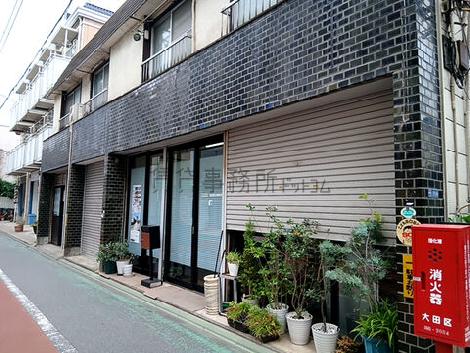 正面玄関