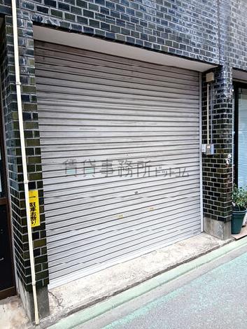 正面玄関