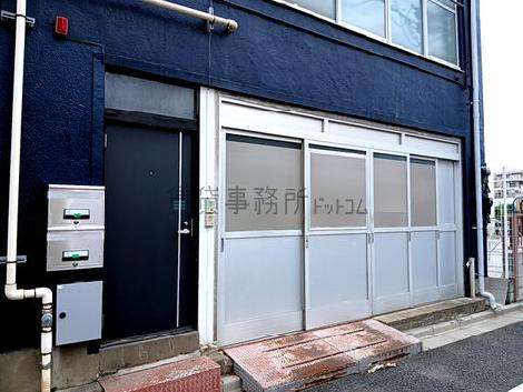 正面玄関