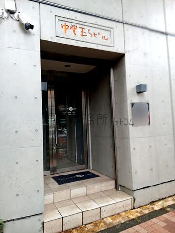 正面玄関