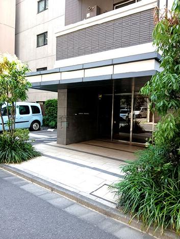 正面玄関