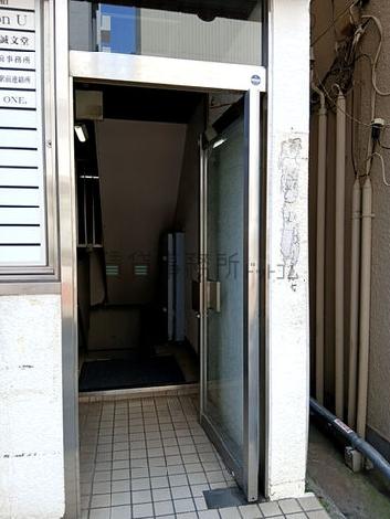 正面玄関