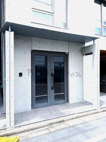正面玄関