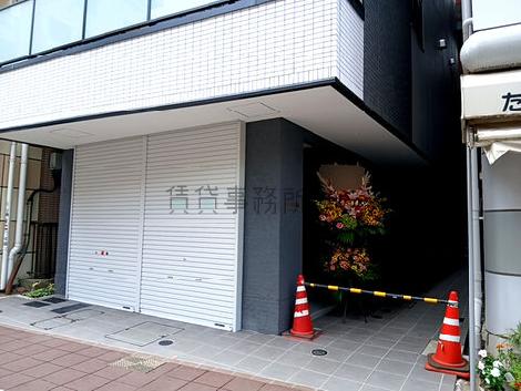 正面玄関