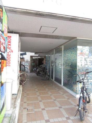正面玄関