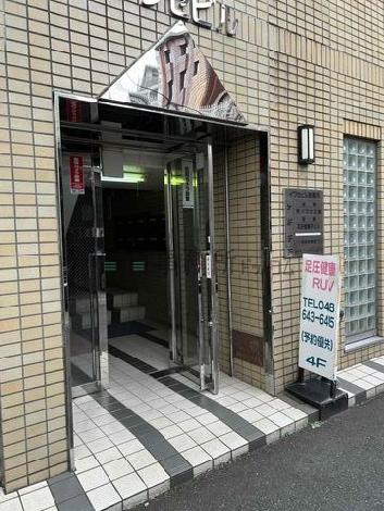 正面玄関