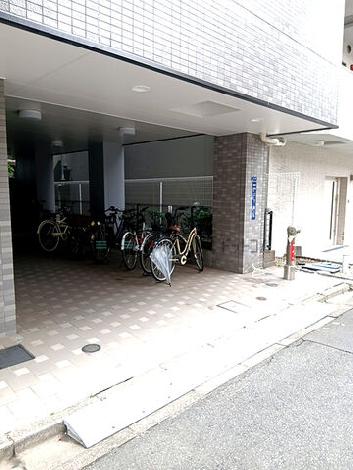 正面玄関