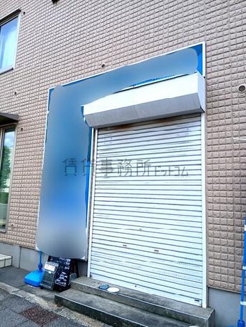 正面玄関