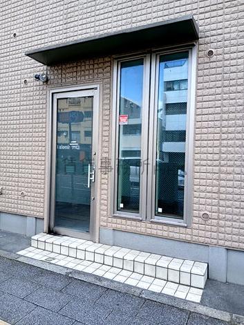 正面玄関