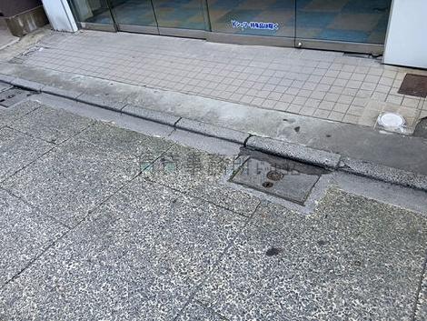 正面玄関
