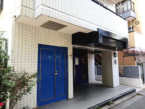 正面玄関