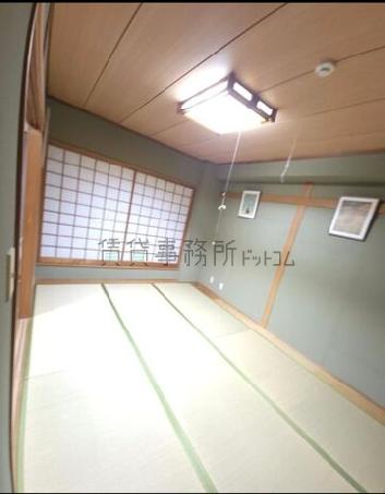 島田園ビルの室内
