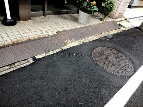 正面玄関
